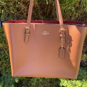 Coach Mollie Tote
